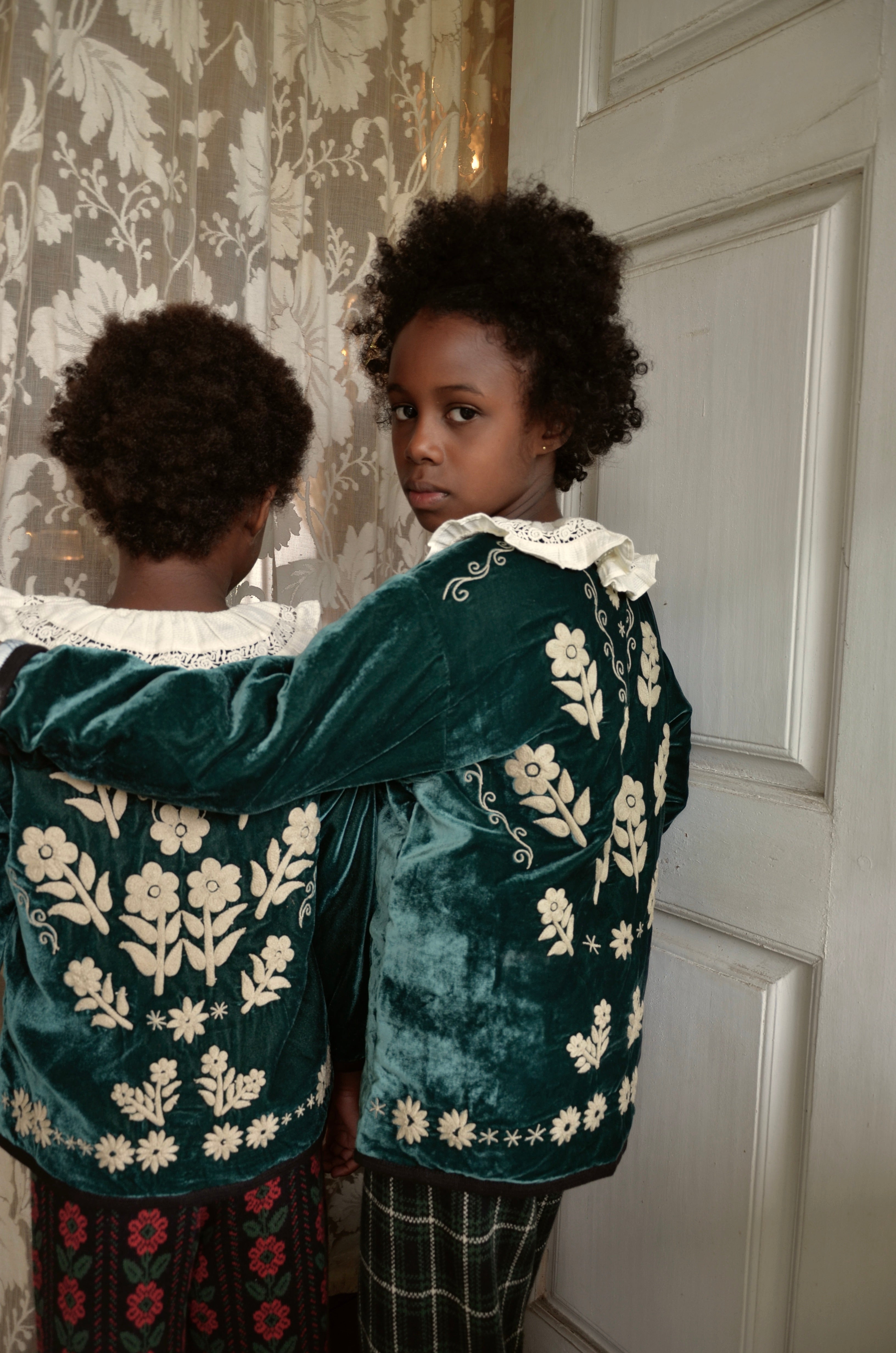 Bonjour Kid's English Green Velvet Jacket Ecru Embroidery | BIEN BIEN bienbienshop.com