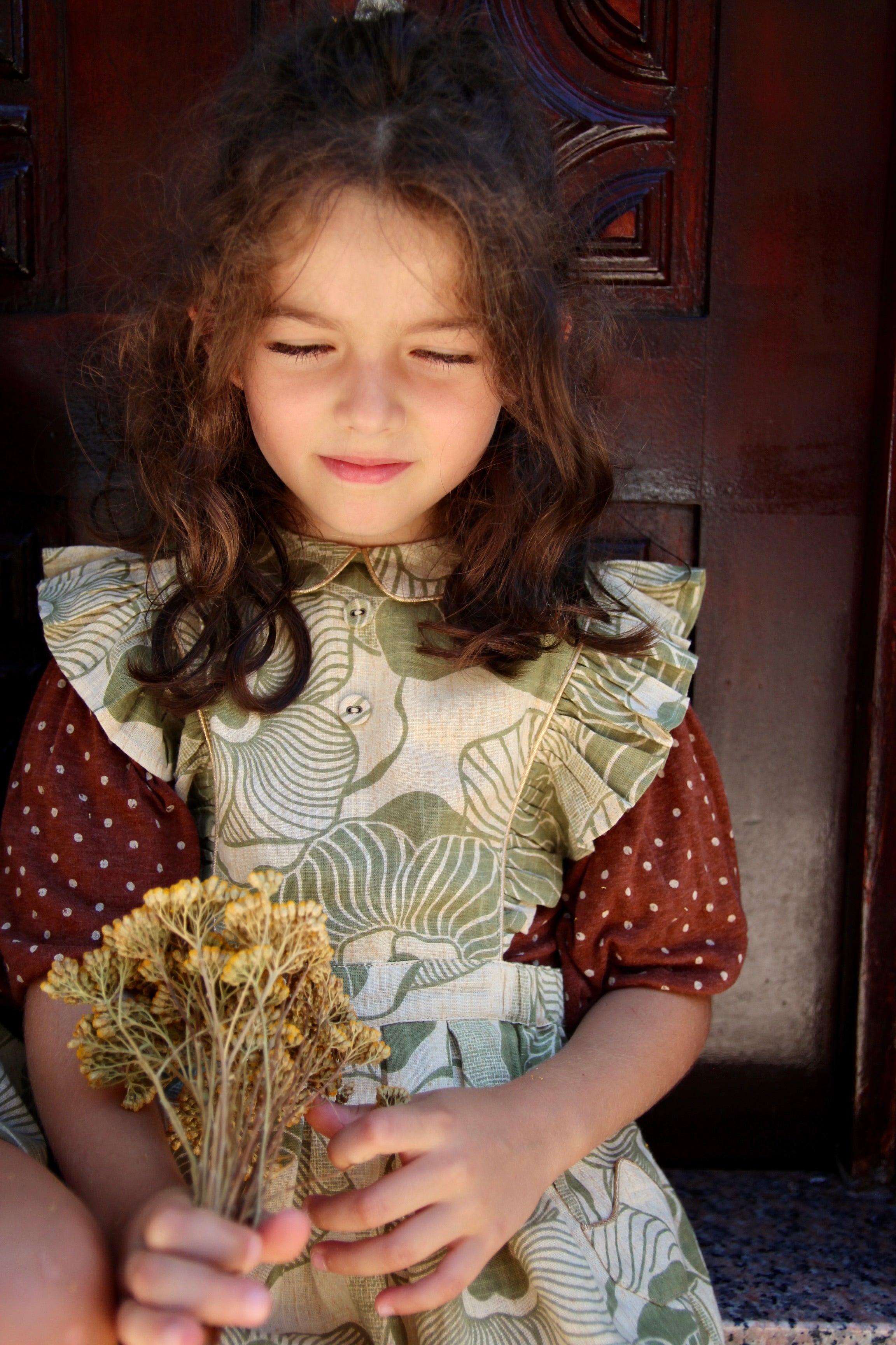 Bonjour Diary Apron Dress Moss Retro Flower | BIEN BIEN bienbienshop.com